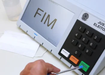 Institutos reagem à proposta do TSE de classificar pesquisas pelo grau de proximidade com o resultado das urnas.