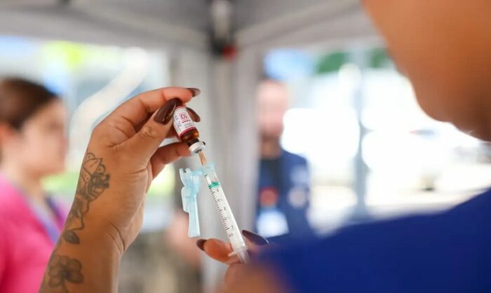 Ministério da Saúde promove webinário no Dia Mundial de Combate às Meningites e reforça plano nacional para eliminar a doença até 2030.