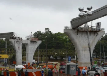 Consórcio do monotrilho assina TAC de R$ 41,2 milhões com MP-SP; valor será investido em melhorias na Linha 15-Prata, que liga a zona leste ao centro.