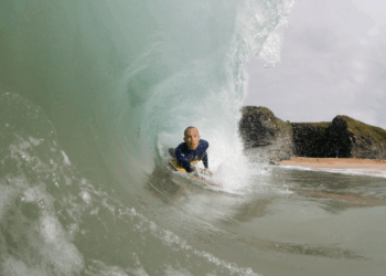 Circuito Capixaba de Bodyboarding 2025 começa em Guarapari com recorde de inscritos nas categorias de base e participação de atletas de todo o Espírito Santo e do Rio de Janeiro.