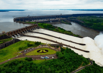 Modernização de Itaipu pode reduzir conta de luz e reforçar segurança do sistema elétrico