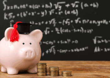 Em 2026, mensalidades das escolas privadas terão aumento de até 9,8%. Procon orienta pais sobre direitos e formas de contestar aumentos indevidos.