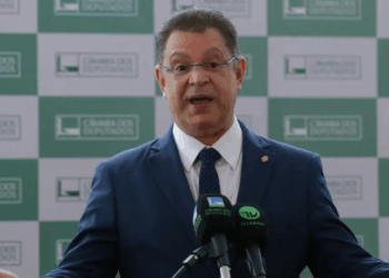 Sóstenes Cavalcante entra na CPI do INSS após vitórias do governo Lula e reforça articulação da oposição