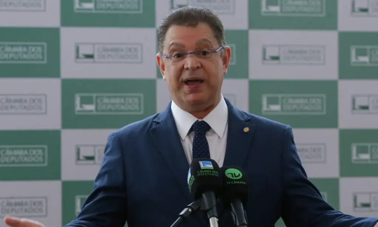 Sóstenes Cavalcante entra na CPI do INSS após vitórias do governo Lula e reforça articulação da oposição
