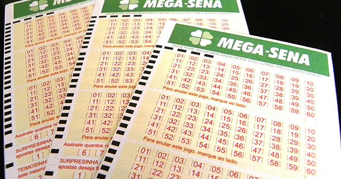 O concurso 2924 da Mega-Sena premiou um bolão de Nova Lima, Minas Gerais, com R$ 17,9 milhões. Confira os números sorteados e os valores da quina e quadra.