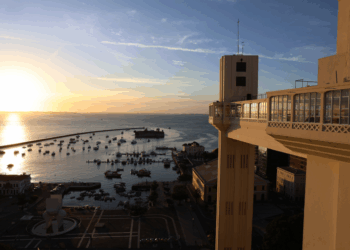 Iphan abre consulta pública sobre a preservação do Centro Histórico e da Cidade Baixa de Salvador. Contribuições podem ser enviadas até 11 de novembro pela plataforma Participa+Brasil.