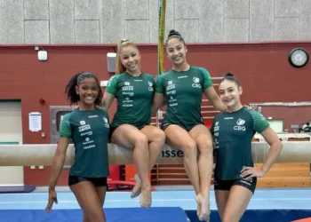 Brasil anuncia equipes feminina e masculina para o Mundial de Ginástica Artística em Jacarta, o primeiro do ciclo olímpico para Los Angeles 2028. Rebeca Andrade fica fora.
