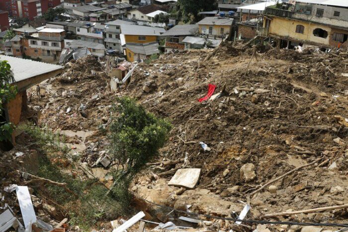 O sistema GeoRisk, do Cemaden, foi o grande vencedor do 29º Concurso Inovação no Setor Público da Enap. A ferramenta usa dados meteorológicos e ambientais para prever riscos de deslizamento e salvar vidas.