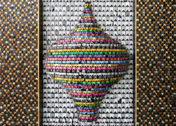 Exposição gratuita “O universo lúdico e inventivo de Deneir Martins” estreia no CNFCP, no Rio, com obras feitas de sucata e 50 anos de arte popular.