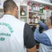 Fiscalização no Distrito Federal apreende 19 litros de bebidas clandestinas e interdita três bares após registro de intoxicação por metanol. Ação envolveu vigilância sanitária, PMDF e DF Legal.