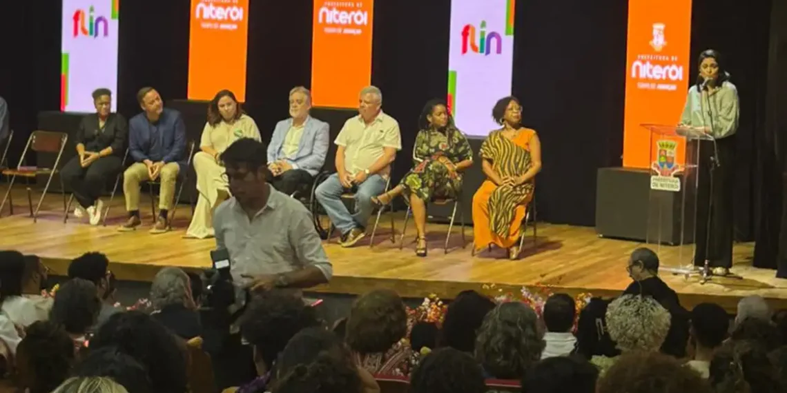 A Flin 2025 homenageia Darcy Ribeiro e reúne autores como Conceição Evaristo e Mia Couto em Niterói, com programação gratuita até domingo (19).