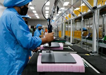 A CAE realiza audiência sobre PL 1.087/2025, que propõe isenção do Imposto de Renda para rendimentos até R$ 5 mil. Especialistas debatem impactos econômicos e sociais da medida.