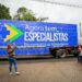 Seis novas carretas da saúde da mulher começam a atender pelo programa Agora Tem Especialistas em quatro estados. A iniciativa leva exames e diagnósticos de câncer de mama e colo de útero a regiões com baixa oferta de serviços.