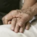 Aos 82 anos, Milton Nascimento foi diagnosticado com demência por corpos de Lewy, terceira forma mais comum de síndrome demencial. Saiba quais são os sintomas, diferenças para o Alzheimer, relação com o Parkinson e os fatores de prevenção.