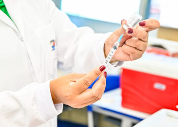 Vitória registra maior número de vacinas aplicadas no Dia D da Multivacinação 2025, com 2.277 doses aplicadas em 13 Unidades Básicas de Saúde da capital capixaba.