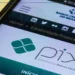 O Banco Central adiou para outubro a regulação do Pix Parcelado, que permitirá dividir pagamentos em parcelas. A partir de 4 de outubro, chaves usadas em fraudes serão bloqueadas.