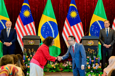 Brasil fortalece parceria com a Malásia em semicondutores e inovação tecnológica durante visita de Lula à Cúpula da Asean, em Kuala Lumpur.