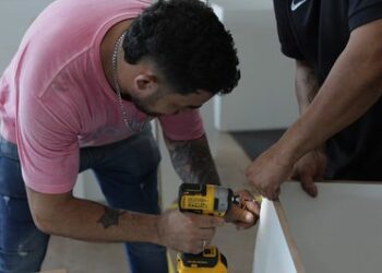 Contrata+Brasil atinge 1 mil órgãos públicos cadastrados, oferece 2,7 mil oportunidades de trabalho para MEIs e simplifica contratações de serviços de manutenção em todo o Brasil.