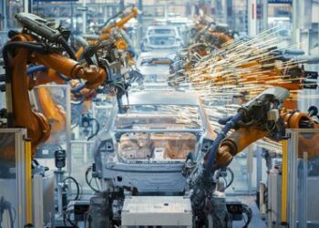 Brasil e Paraguai lançam projeto-piloto de certificados de origem digital no setor automotivo. Medida reduz tempo de emissão de 48 para 2 horas e corta custos em 95%, impulsionando a integração comercial e tecnológica.
