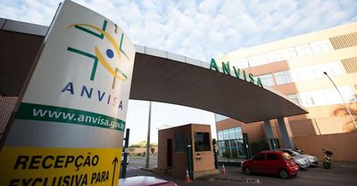 Anvisa publica edital internacional para identificar fornecedores de fomepizol, usado no tratamento de intoxicação por metanol. Agência adota medidas emergenciais, intensifica fiscalização e amplia suporte laboratorial.