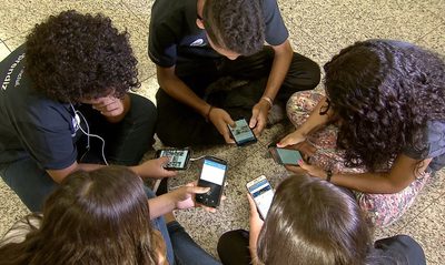 A Voz do Brasil explica novas regras da Classificação Indicativa; atualização inclui interatividade digital e reforça proteção infantil.