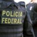 Polícia Federal frustra esquema que utilizava escolta armada de empresa de segurança privada para transportar contrabando no Paraná; mandados cumpridos em Cascavel e Francisco Beltrão.