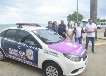 Ação de guardas municipais em medidas protetivas aumenta 130% em quatro anos, com destaque para a Patrulha Maria da Penha, diz MJSP.