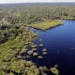 Inpe registra queda de 11% no desmatamento da Amazônia e do Cerrado entre agosto de 2024 e julho de 2025. Governo Lula destaca meta de desmatamento zero até 2030 e reforça ações de monitoramento.