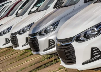 As vendas de veículos novos cresceram 2,9% em setembro de 2025, segundo a Anfavea. Produção e exportações também avançaram, impulsionando o setor automotivo no país.