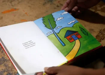 No Dia Nacional do Livro, especialistas e instituições destacam a importância da leitura desde a infância. A Biblioteca Nacional celebra 215 anos com ações que incentivam o acesso à literatura em escolas, hospitais e espaços públicos.