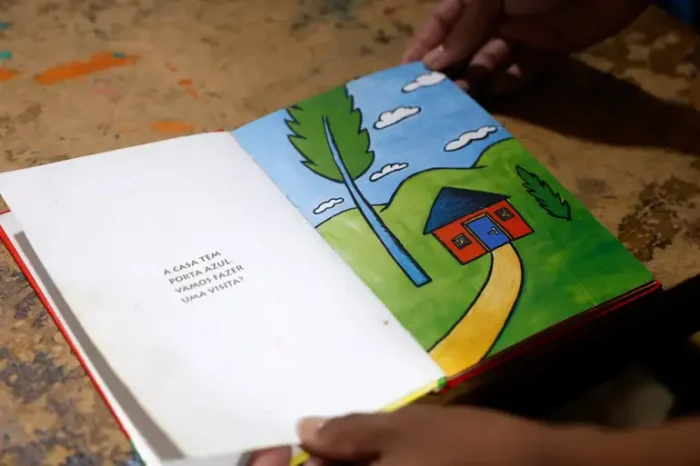 No Dia Nacional do Livro, especialistas e instituições destacam a importância da leitura desde a infância. A Biblioteca Nacional celebra 215 anos com ações que incentivam o acesso à literatura em escolas, hospitais e espaços públicos.