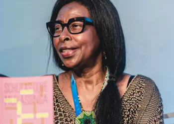 O 13º Festival Literário Internacional de Araxá (Fliaraxá) acontece de 1º a 5 de outubro e homenageia a escritora Scholastique Mukasonga. Evento reúne mais de 40 autores do Brasil e do exterior.