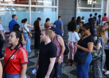 CNU 2025 exige nota mínima para aprovação na prova objetiva: 36 acertos para nível superior e 28 para intermediário. Etapa define quem segue à discursiva.
