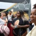 A 2ª Marcha das Mulheres Negras reúne caravanas de todo o país em Brasília nesta terça (25), com expectativa de 1 milhão de pessoas. O evento defende direitos, reparação histórica e fortalecimento da luta antirracista.