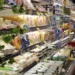 PCA-15 sobe 0,20% em novembro e volta ao limite da meta anual, acumulando 4,5% em 12 meses. Passagens aéreas pressionam alta, enquanto gasolina e alimentos freiam o índice.