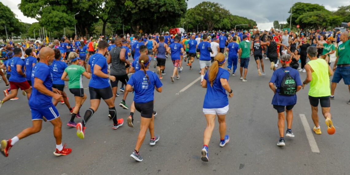 Corrida ColaboraGov será realizada neste sábado (1º) na Esplanada dos Ministérios, em Brasília, com show, espaço kids e participação de servidores públicos de todo o país.