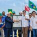 O presidente Lula inaugurou neste sábado (1º) a ampliação do Aeroporto Internacional de Belém e a modernização do Porto de Outeiro, com investimentos que ultrapassam R$ 680 milhões. As obras fazem parte das ações preparatórias para a COP30, que ocorrerá em novembro na capital paraense.