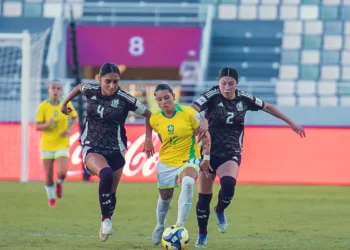Brasil perde para o México nos pênaltis e termina o Mundial Feminino Sub-17 em quarto lugar. Seleção chegou a vencer até os acréscimos, mas sofreu empate por 1 a 1 e perdeu por 3 a 1 nas penalidades.