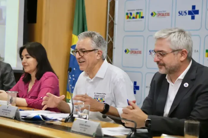 Ministério da Saúde anuncia rede nacional de hospitais inteligentes e 14 UTIs automatizadas conectadas em todo o país. Iniciativa reúne tecnologia avançada, IA e modernização hospitalar para melhorar diagnósticos e reduzir tempo de atendimento no SUS.