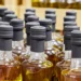 O Ministério da Agricultura emitiu alerta sobre azeites de oliva fraudados após detectar mistura com outros óleos. Veja as marcas e lotes impróprios para consumo.