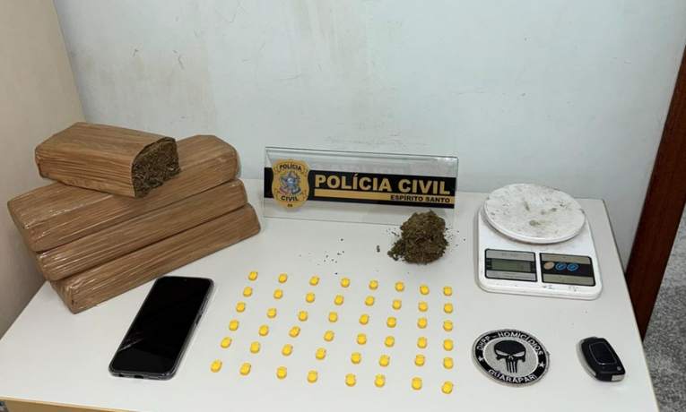Três suspeitos são presos em operação contra o tráfico de drogas em Guarapari