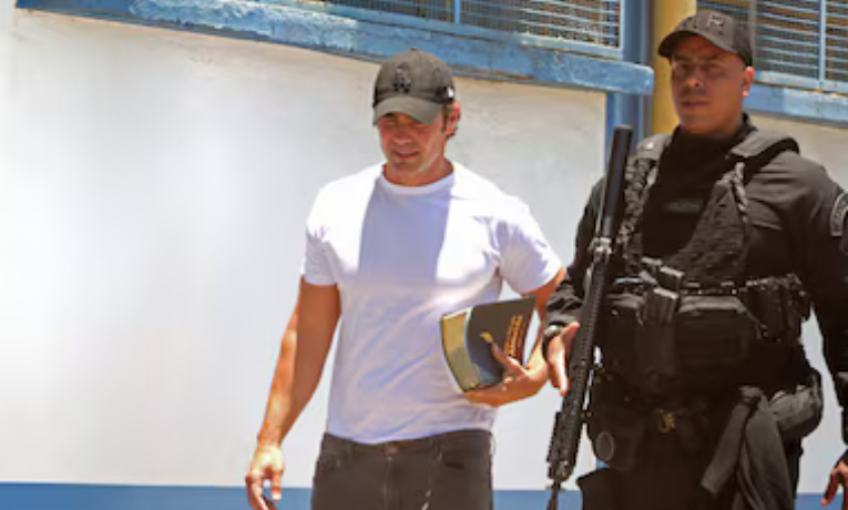 após 11 dias preso na operação compliance zero, controlador do banco master é solto por decisão do TRF-1, mas ficará sujeito a medidas cautelares rígidas.