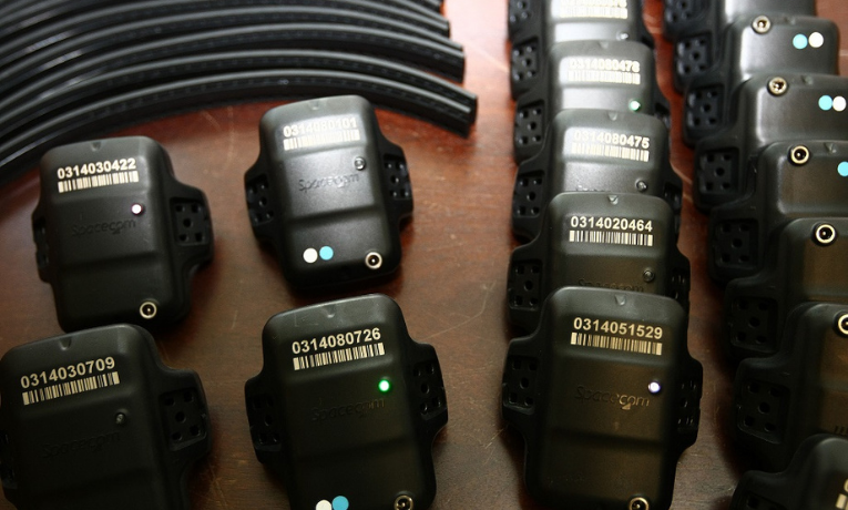Por dentro do sistema: como o Brasil monitora 122 mil pessoas com tornozeleira eletrônica