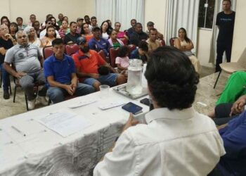 Moradores de Village do Sol, Guarapari, sofrem com água ferruginosa e ausência de saneamento básico