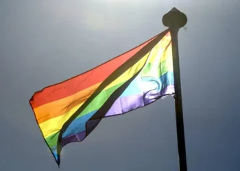 Festival MixBrasil chega à 33ª edição em São Paulo com mostra inédita de filmes feitos com inteligência artificial, programação gratuita e foco na diversidade LGBT+.