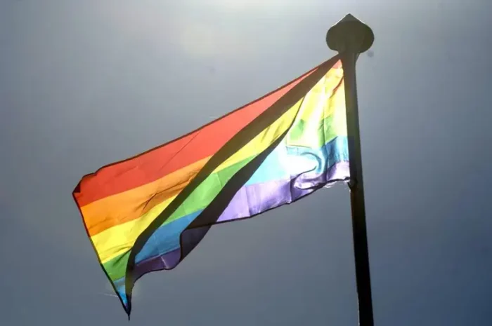 Festival MixBrasil chega à 33ª edição em São Paulo com mostra inédita de filmes feitos com inteligência artificial, programação gratuita e foco na diversidade LGBT+.