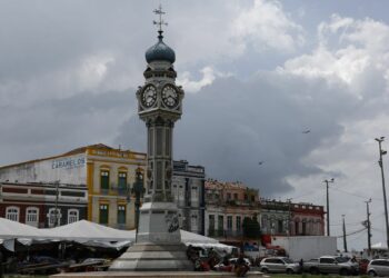 Conheça a origem indígena de Belém, antiga Mairi, e como os saberes dos Tupinambás continuam vivos na cidade que sediará a COP30, inspirando soluções sustentáveis para o clima.
