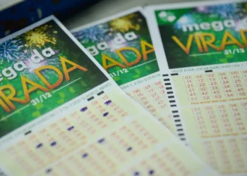 Mega da Virada 2025 começa a receber apostas neste sábado (1º) e pode pagar prêmio recorde de até R$ 1 bilhão. Sorteio será no dia 31 de dezembro.