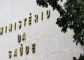 Primeiro hospital inteligente de emergência do SUS será implantado em São Paulo, com tecnologias de IA, telemedicina e gestão integrada de dados. Unidade deve reduzir tempo de espera e modernizar o atendimento hospitalar no país.