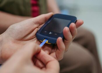 No Dia Mundial do Diabetes, conheça como o SUS realiza prevenção, diagnóstico e tratamento da doença. Rede pública oferece insulinas, exames, medicamentos e acompanhamento multidisciplinar em todo o país.